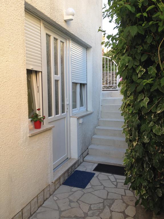 Apartaments Oma & Opa Banjol Exterior foto